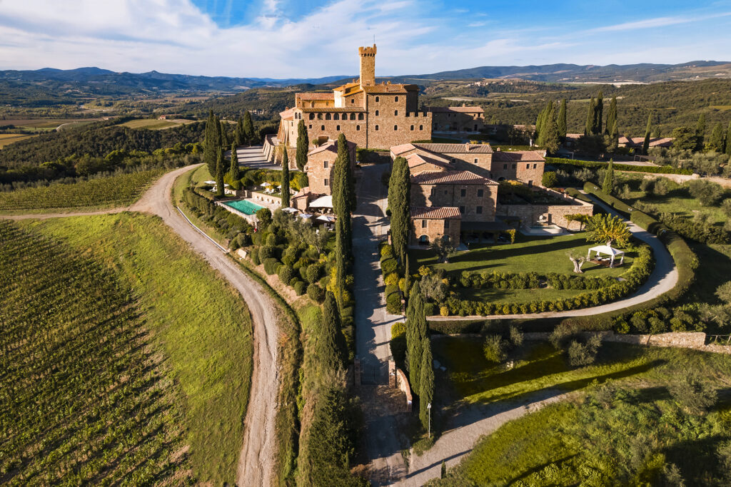 Toscana aerea drone Castello di Banfi